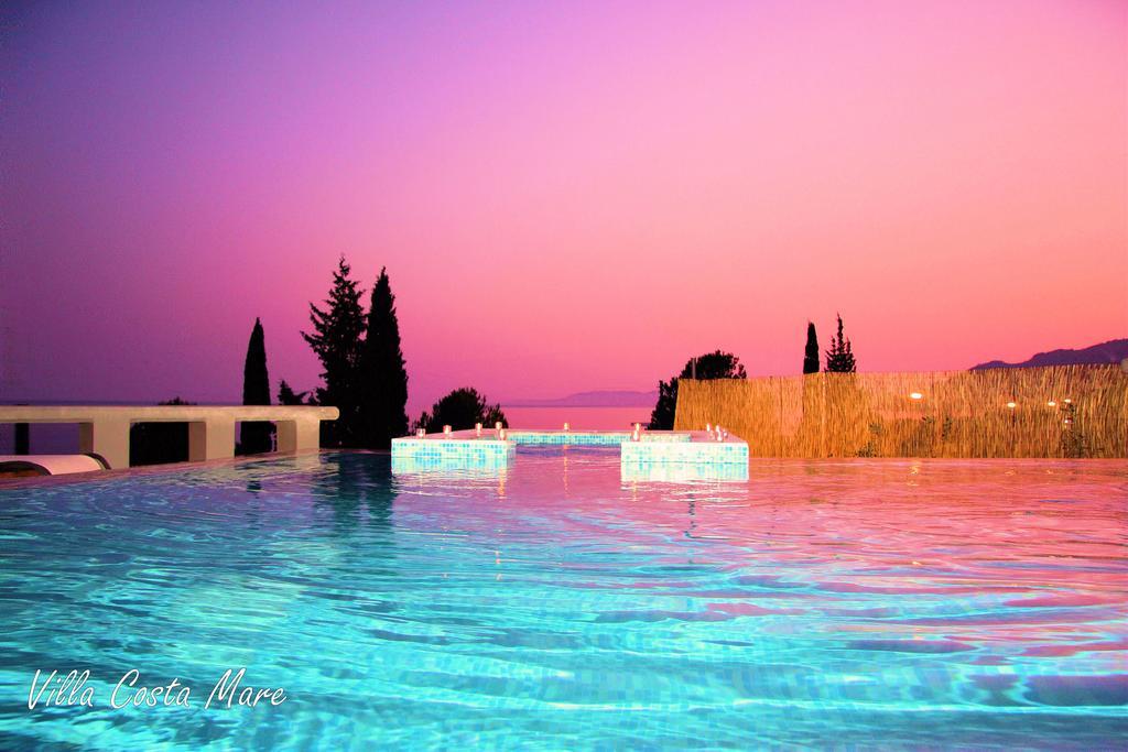 Villa Costamare - Enjoy Lazy Days On The Private Pool-Jacuzzi Pefki  ห้อง รูปภาพ