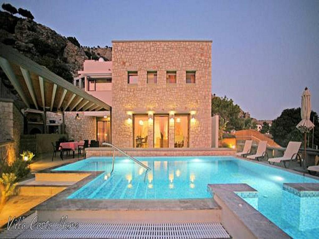 Villa Costamare - Enjoy Lazy Days On The Private Pool-Jacuzzi Pefki  ห้อง รูปภาพ